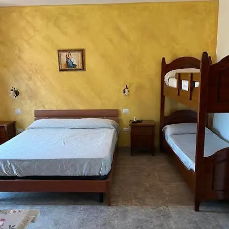 Aquila D'oro Konukevi *