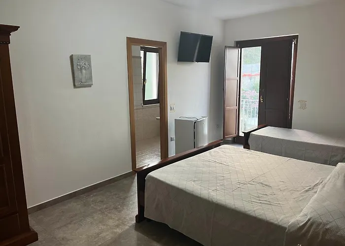 Aquila D'oro 招待所 Ciro